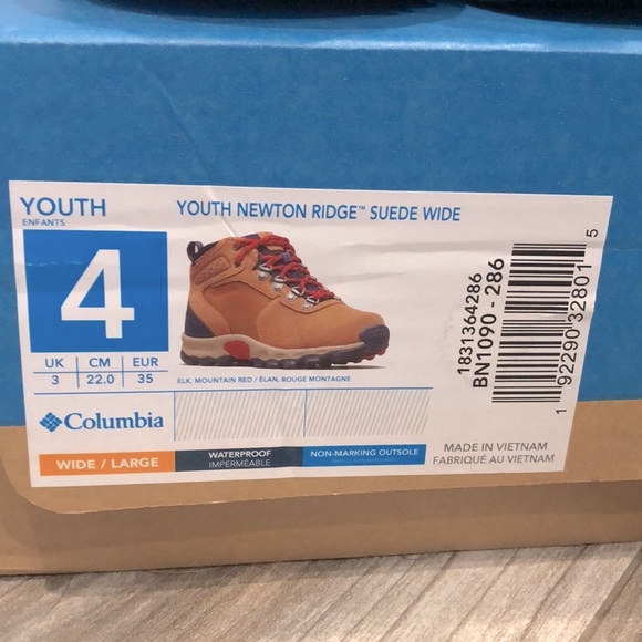 ❤️🐻💙Columbia Hiking Boots - Waterproof 💦 Size: 4Y or 6W🥾 worn once! - Picture 11 of 12